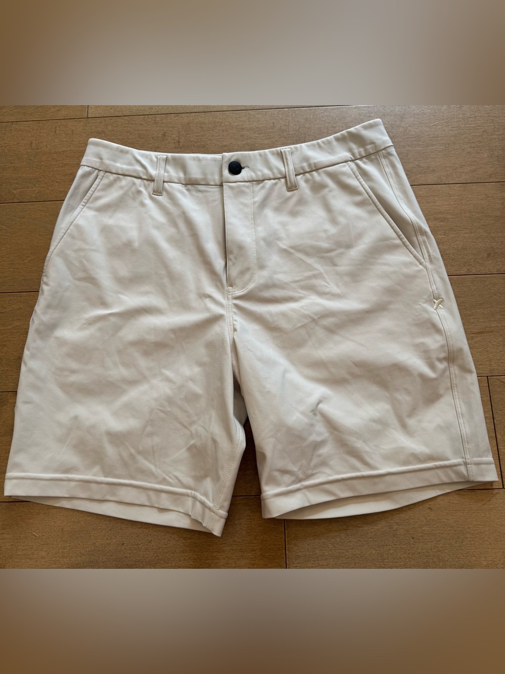 Bad Birdie Men's Flat-Front Golf Shorts in Cream